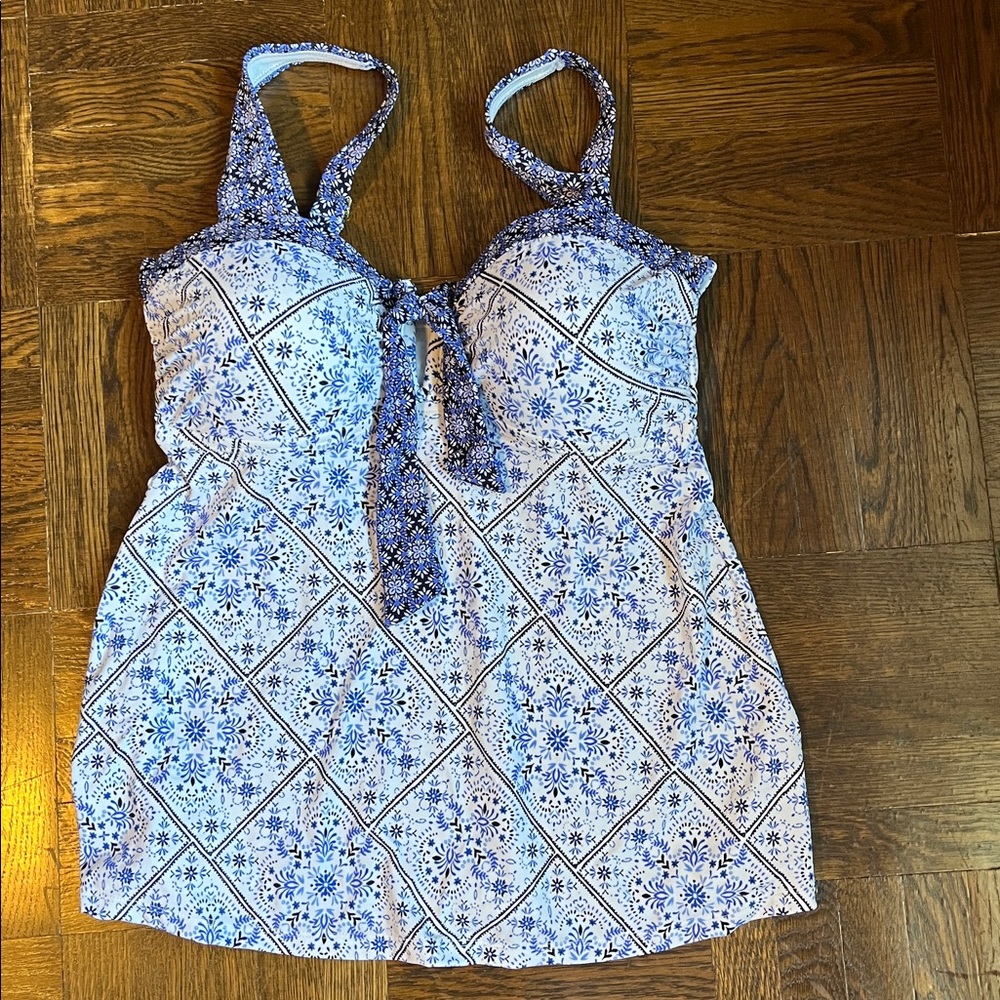 Blue and White Patterned Tankini swim top
